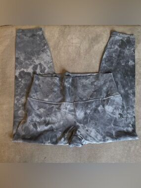 lululemon athletica Align High Rise Leggings - 25”